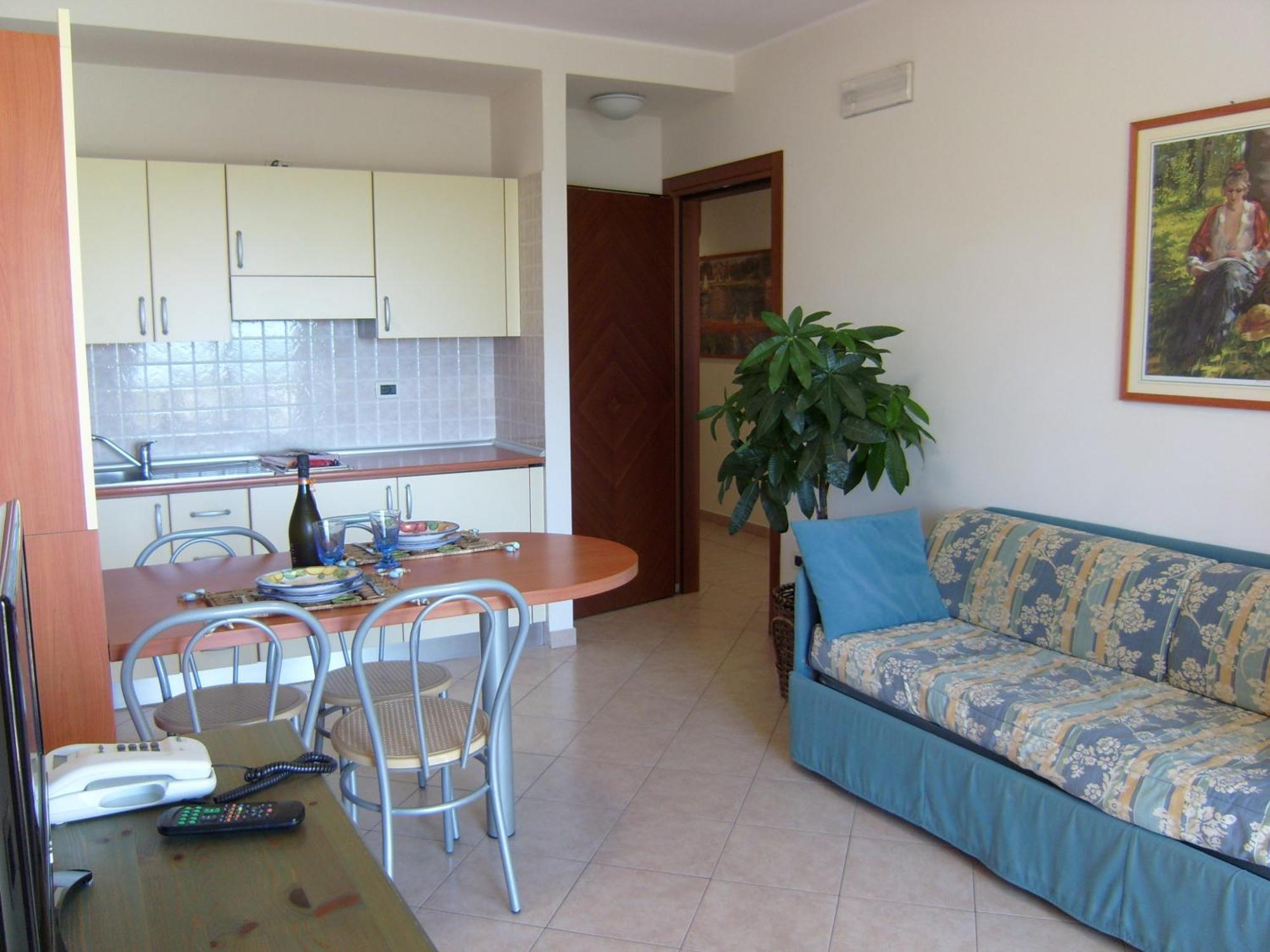Residence Torre Del Mar Alba Adriatica Zimmer foto